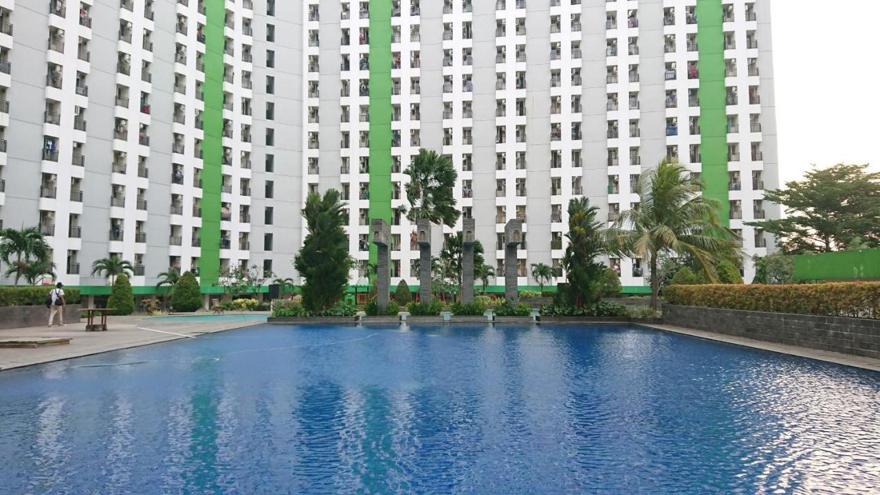 Green Lake View Just Sleep & Cozy Otel Pondokcabe Hilir Dış mekan fotoğraf