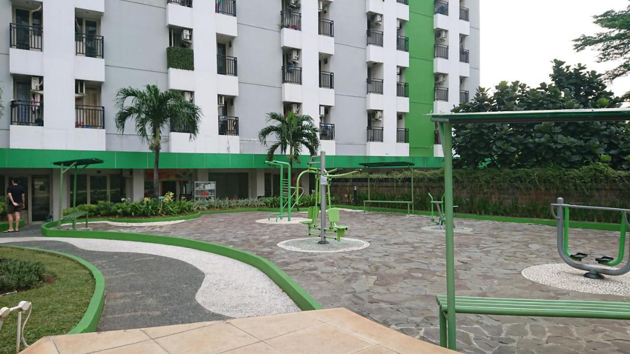 Green Lake View Just Sleep & Cozy Otel Pondokcabe Hilir Dış mekan fotoğraf